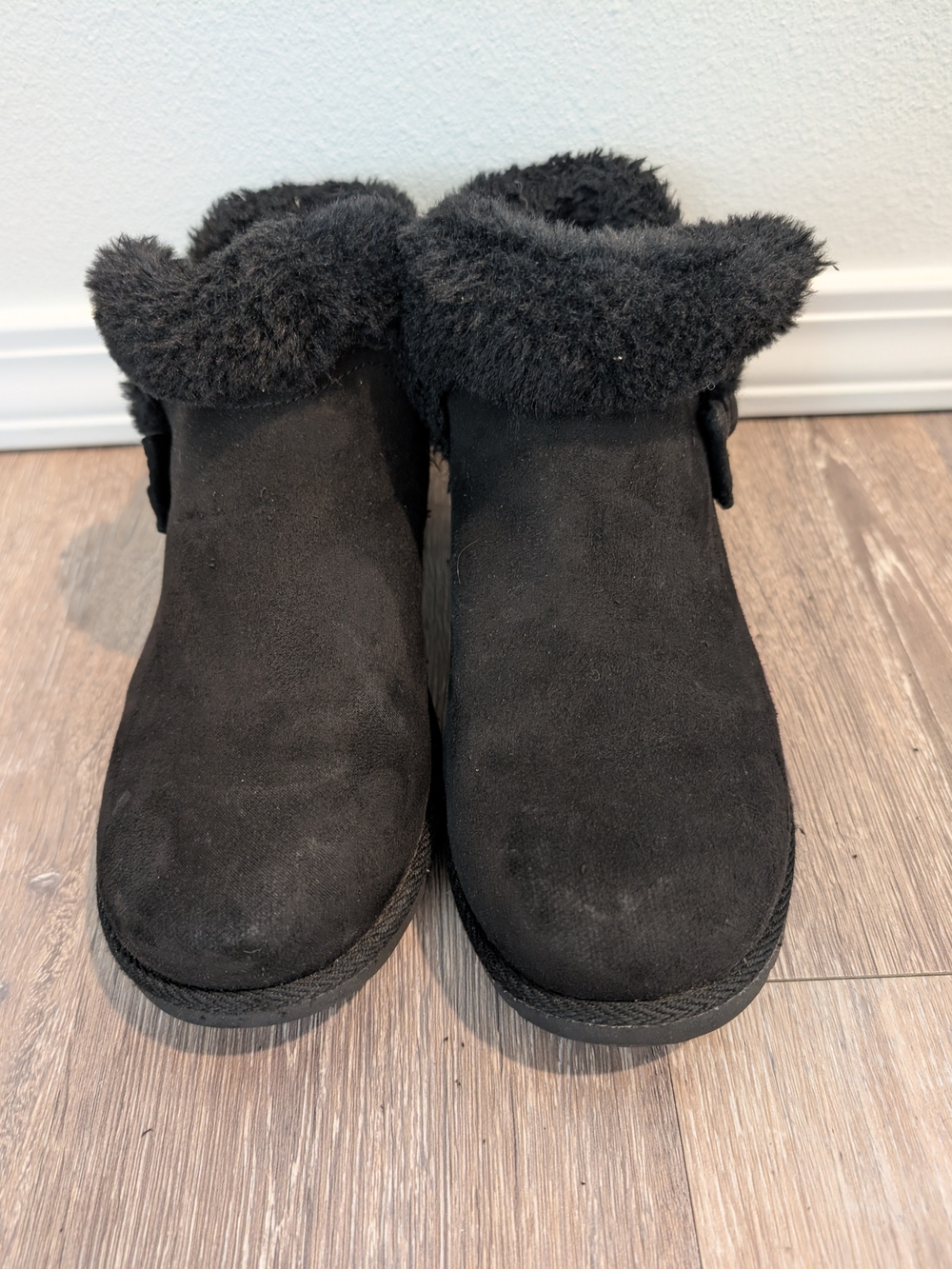 Kids Black Faux-Suede Fur Lined Ankle Boots